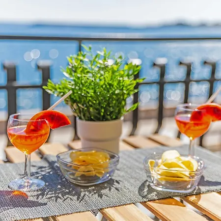 Il Fronte Mare Di Naxos Luxury Giardini Naxos