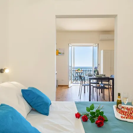 Il Fronte Mare Di Naxos Luxury * Giardini Naxos