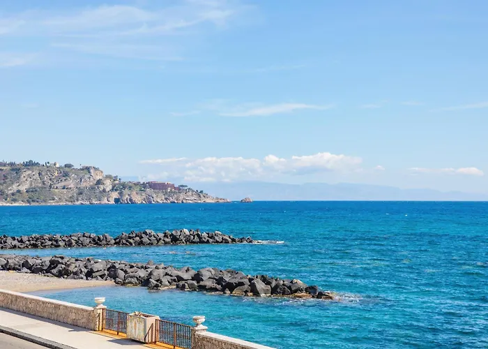 Il Fronte Mare Di Naxos Luxury *