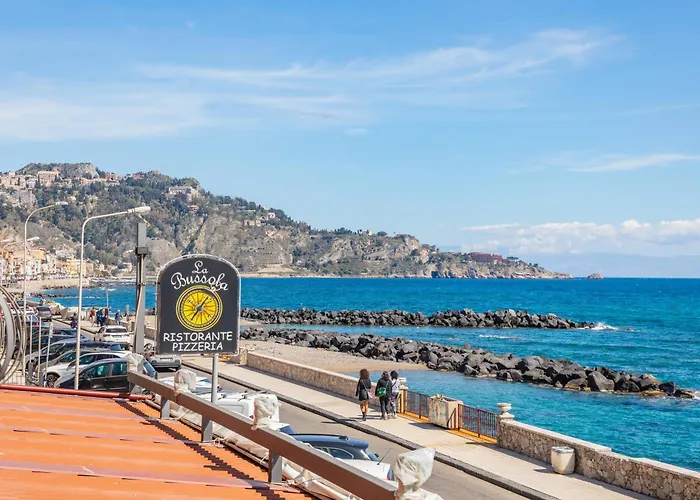 Il Fronte Mare Di Naxos Luxury Giardini Naxos